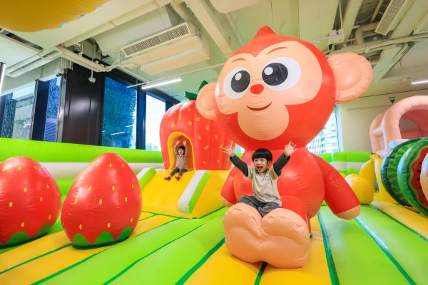 Bouncetopia啟德｜全新室內兒童充氣遊樂場！多達13個遊戲