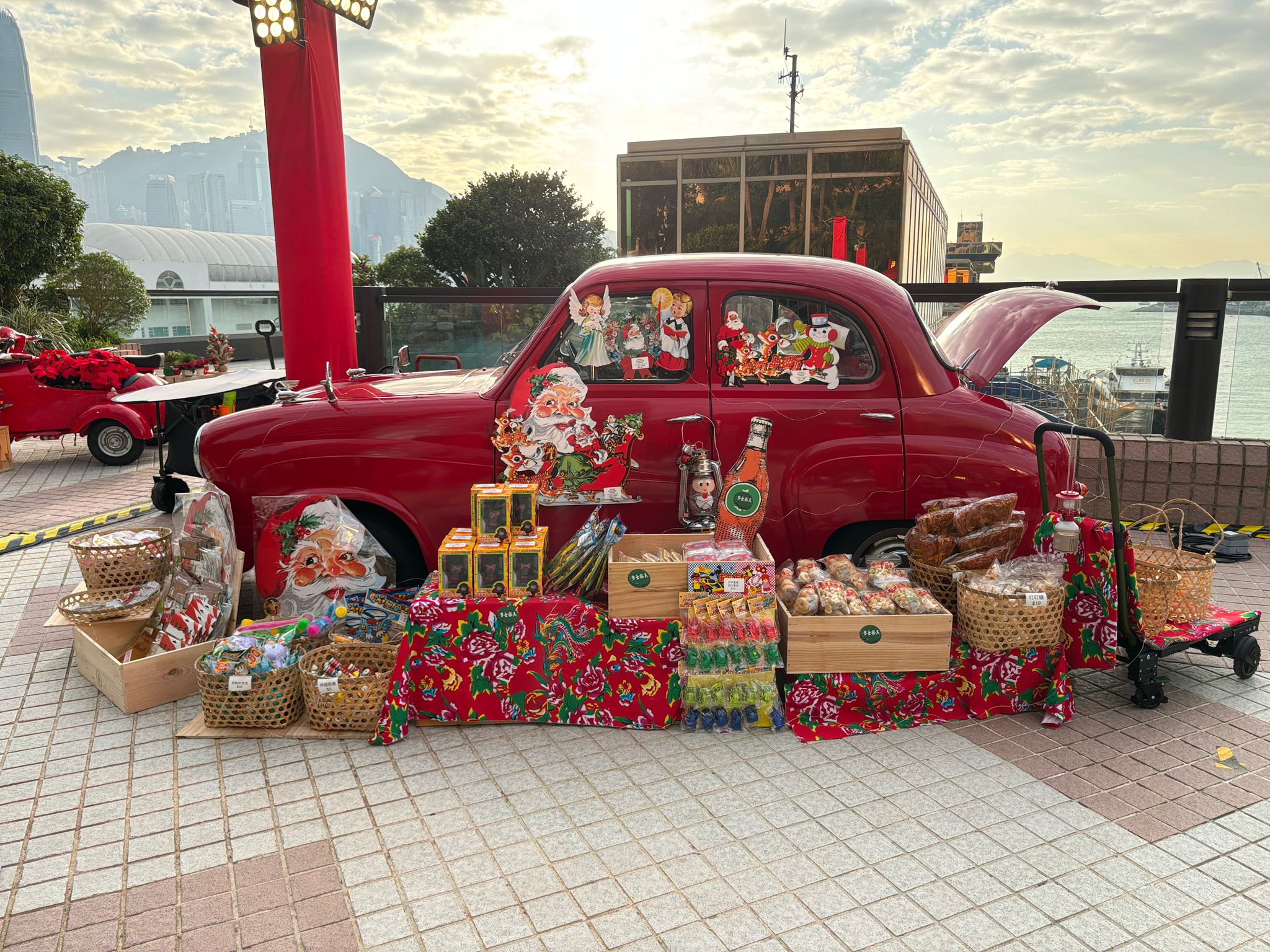 中港城「聖誕車尾箱市集」