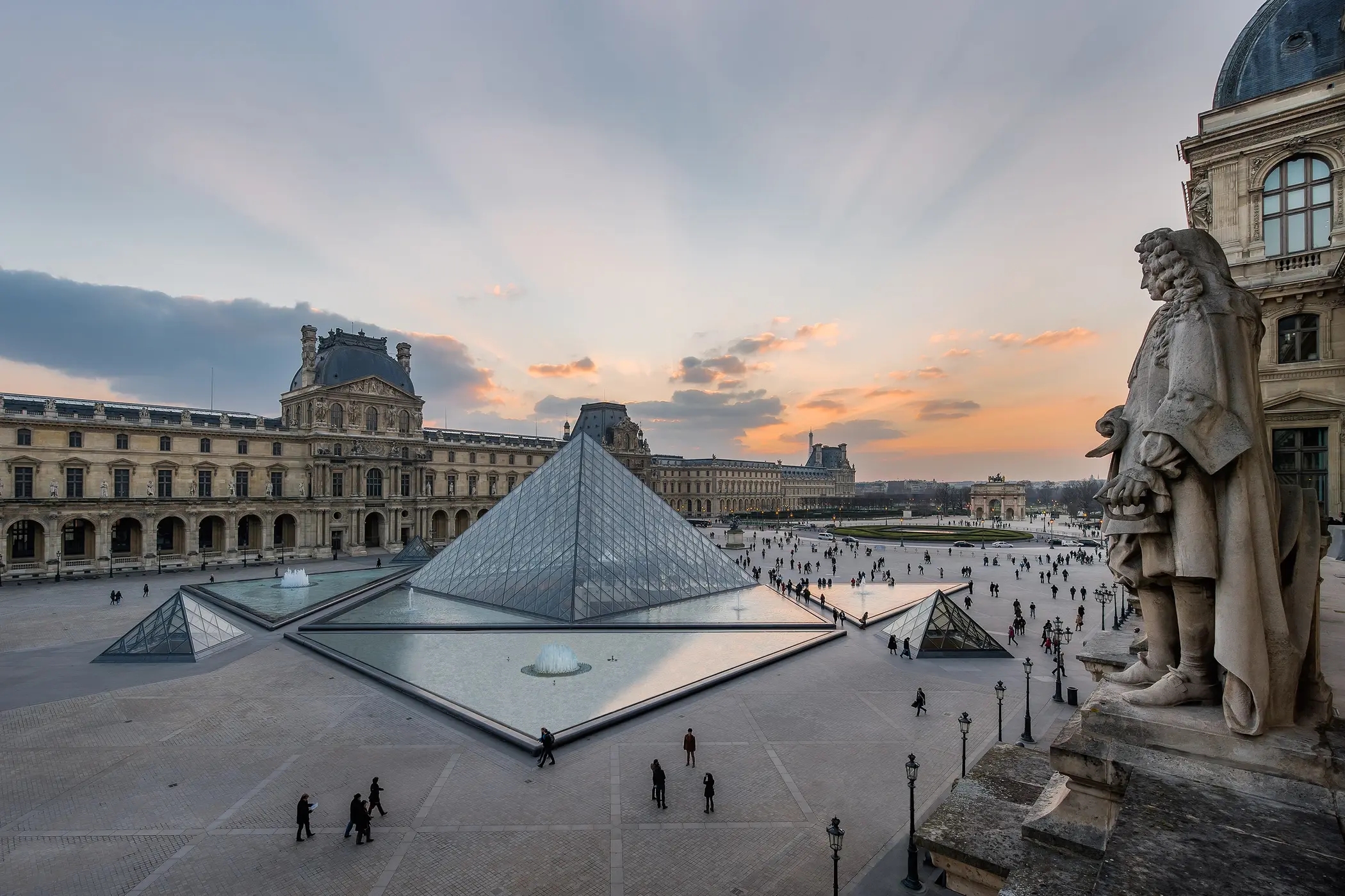 法國旅遊景點2024 | 必遊景點盧浮宮博物館 