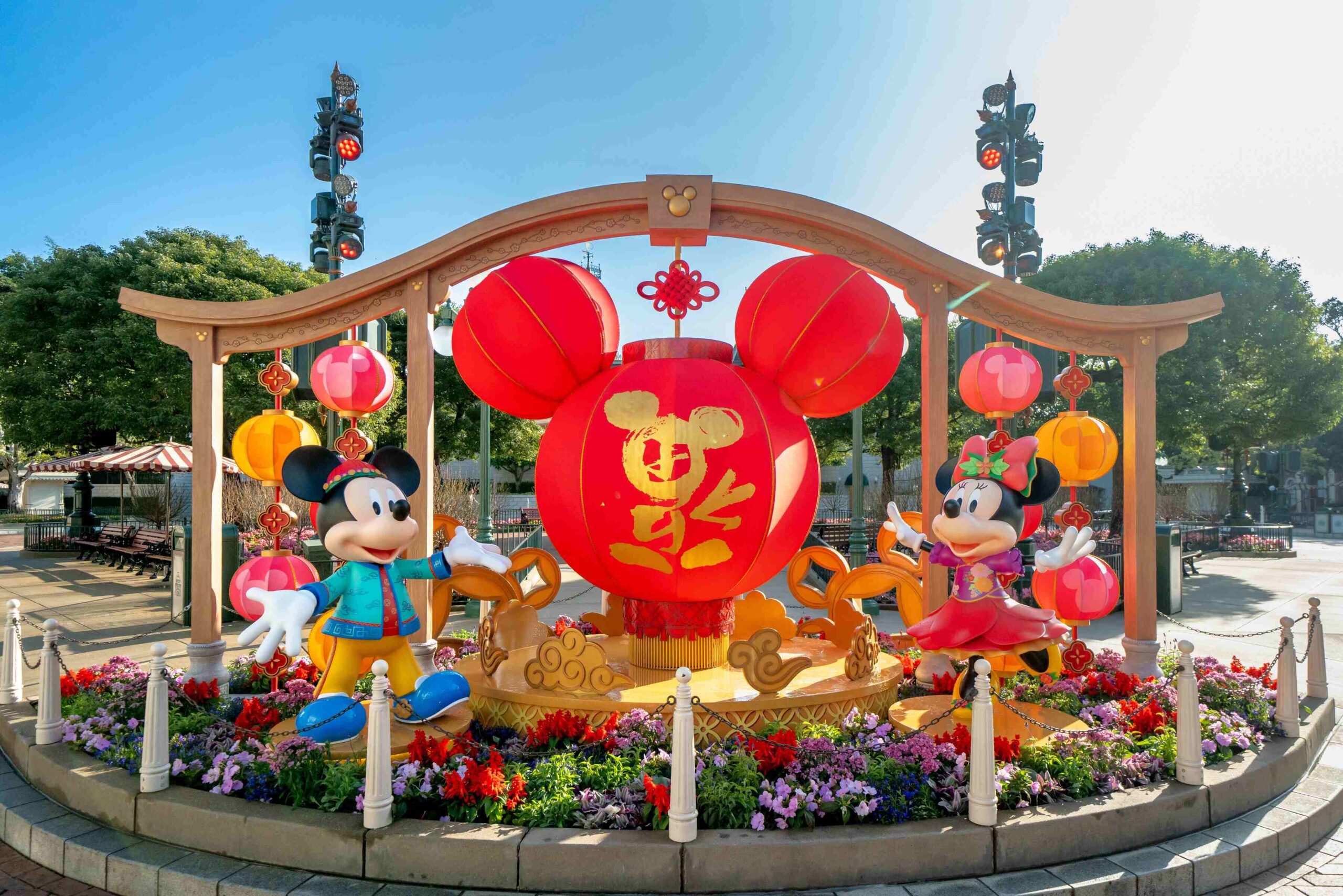 迪士尼「奇妙年年」| 亮點 3. 園區換上喜慶新春佈置